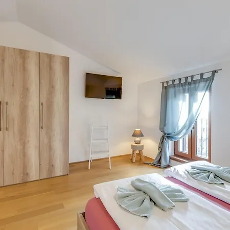 아파트 Dany With Balcony