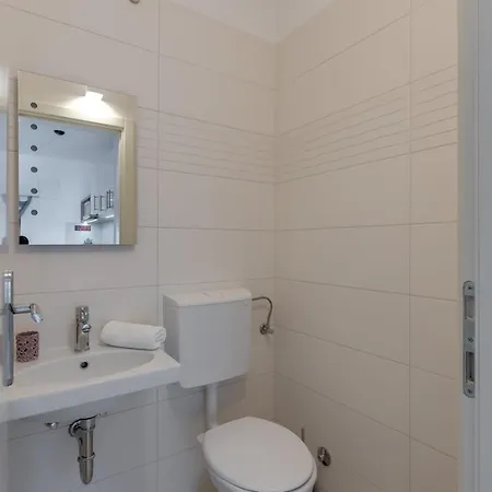 Dany With Balcony Dračevac