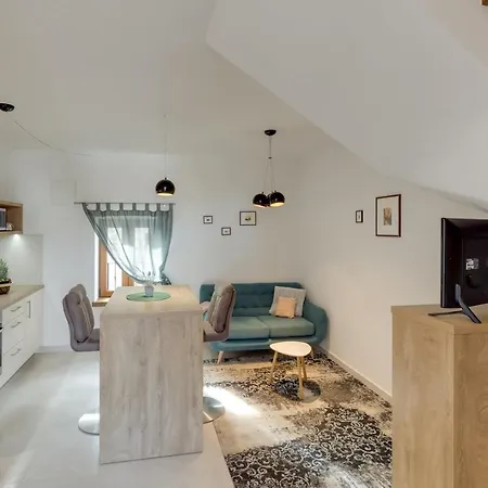 Dany With Balcony * Dračevac