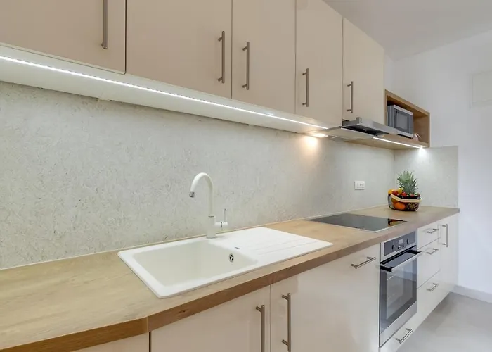 Apartman Dany With Balcony Dracevac